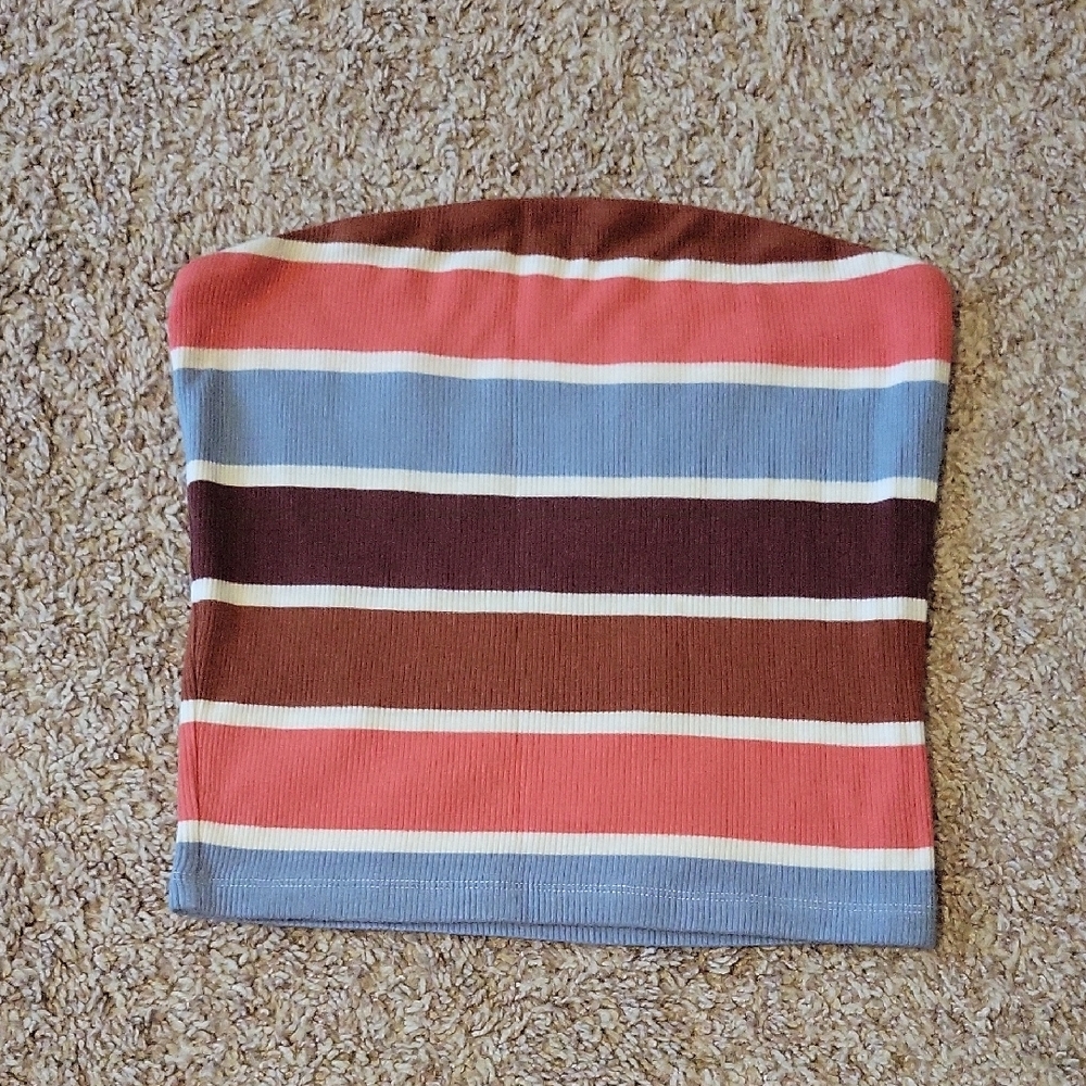 American Eagle Outfitters Red and Blue Strapless Crop Top